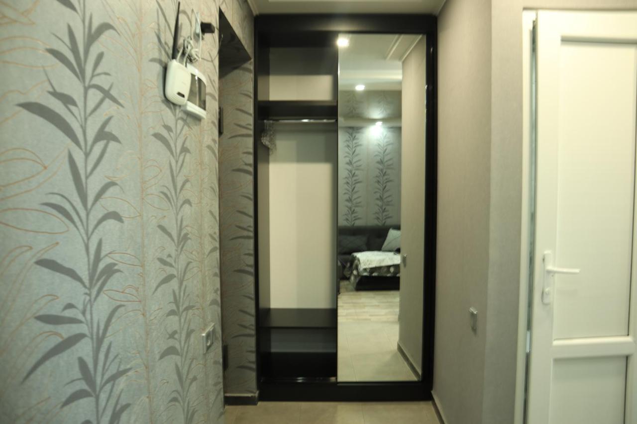 Comfort Lux Tbilisi Esterno foto