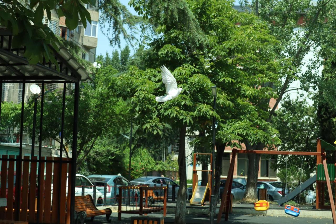 Comfort Lux Tbilisi Esterno foto