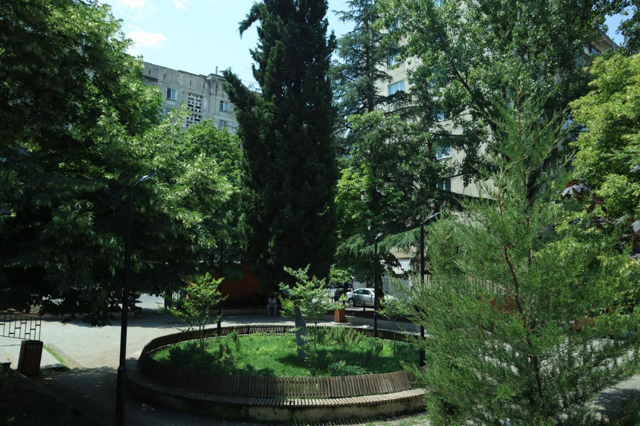 Comfort Lux Tbilisi Esterno foto